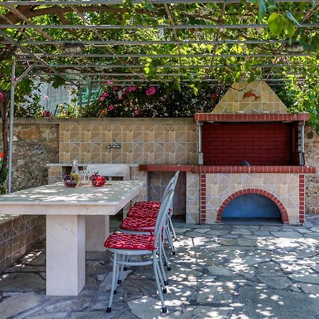 Anesis Apartment 2 Fireplace Skopelos Town Ngoại thất bức ảnh