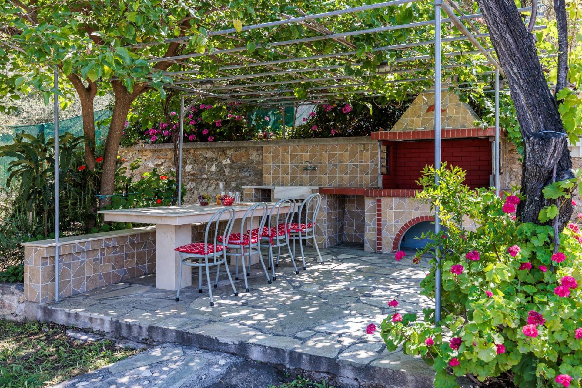 Anesis Apartment 2 Fireplace Skopelos Town Ngoại thất bức ảnh
