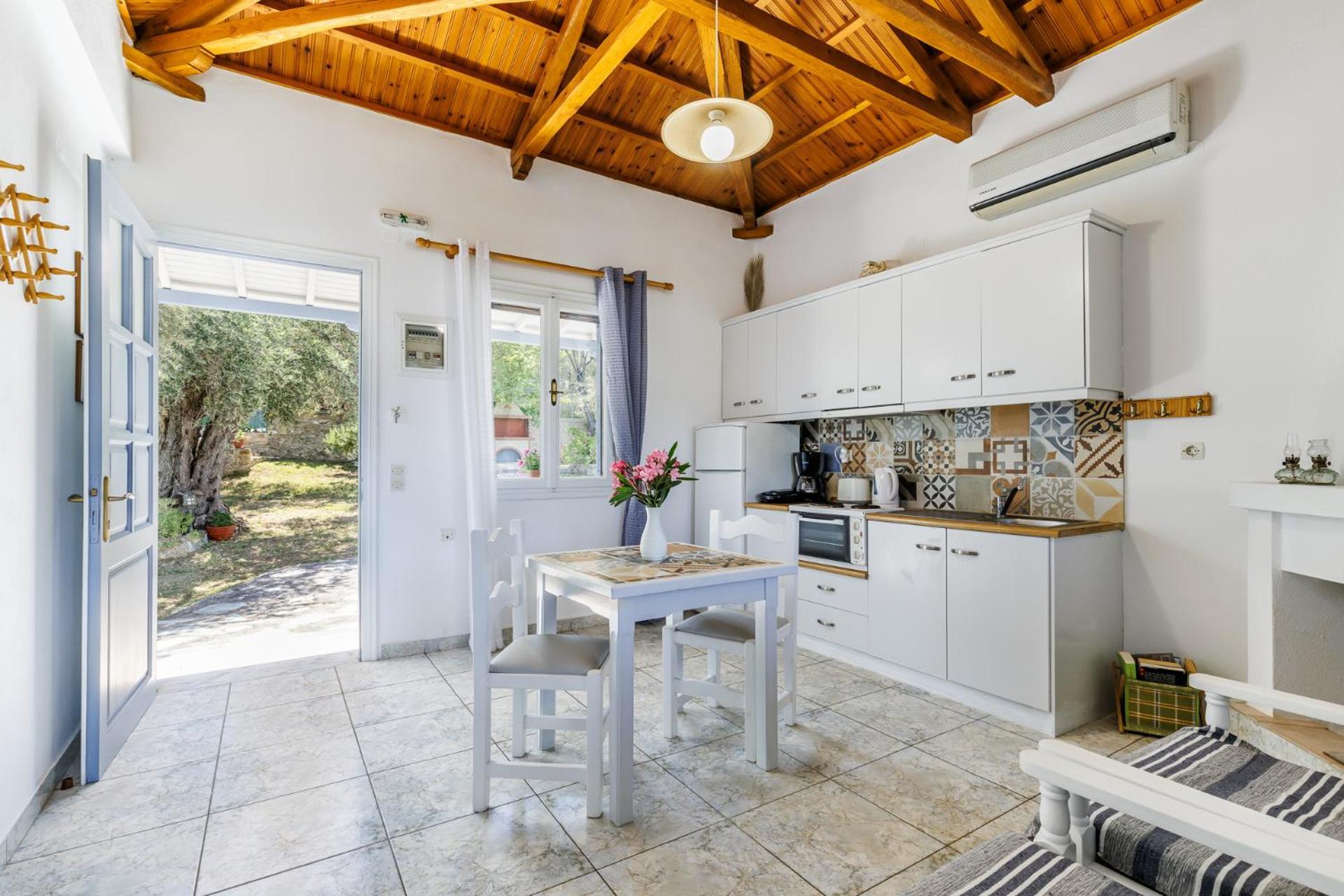 Anesis Apartment 2 Fireplace Skopelos Town Ngoại thất bức ảnh
